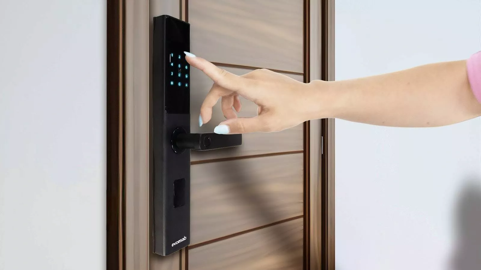 5 Rekomendasi Smart Lock Untuk Pintu Kayu